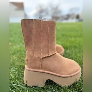 New UGG Brown size 8